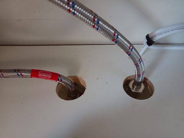 Geyser service, repair and installation work